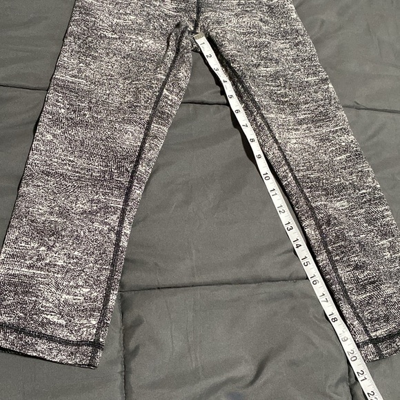 Lululemon Wunder Under Crop Hi-Rise 21" - Picture 11 of 11